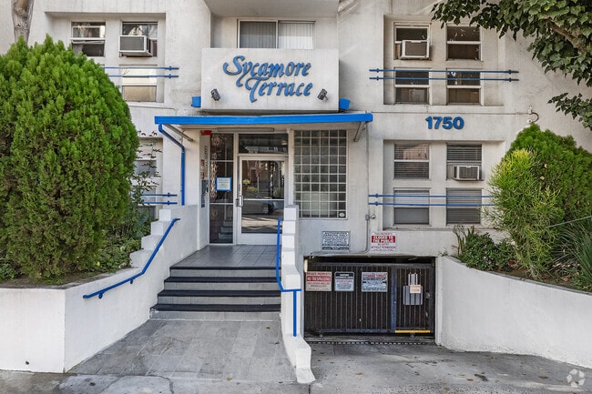 Entrada - Sycamore Terrace