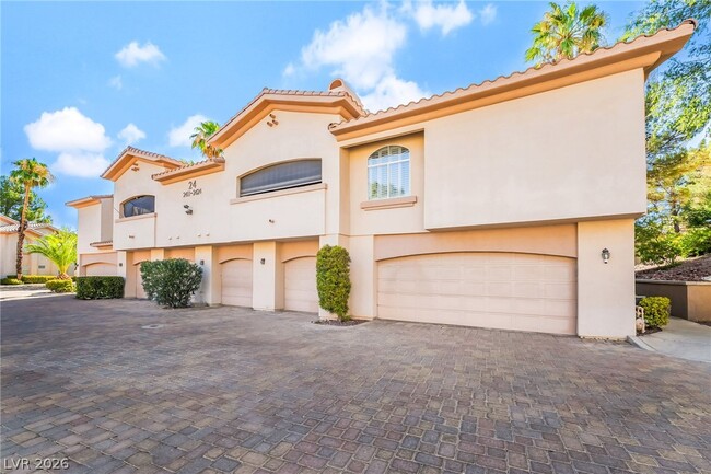 Foto del edificio - 2050 W Warm Springs Rd