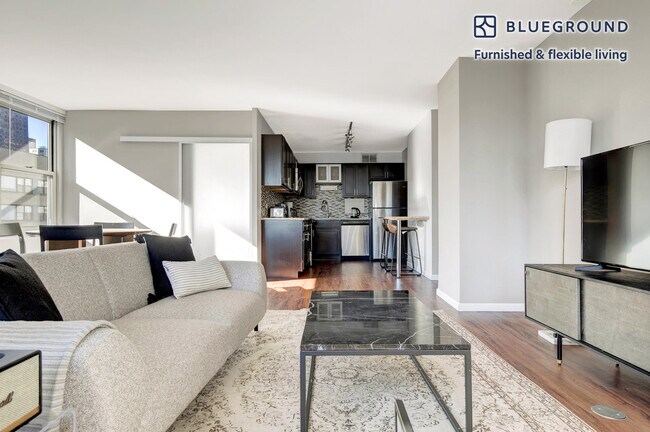 Foto del edificio - 860 N Dewitt Pl