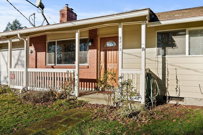 Building Photo - Charming 3-Bed Lakewood Home | Fully Updat...