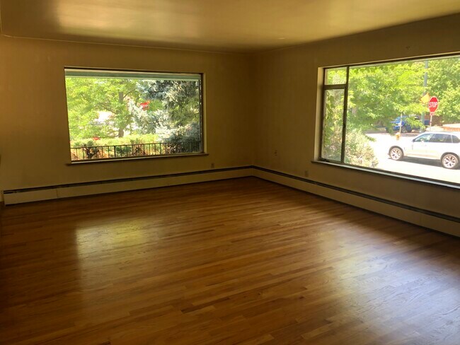 Foto del edificio - 3140 Tennyson St