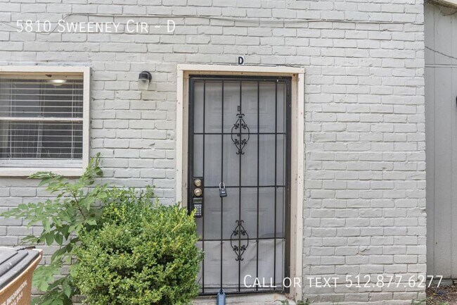 Foto del edificio - 5810 Sweeney Cir