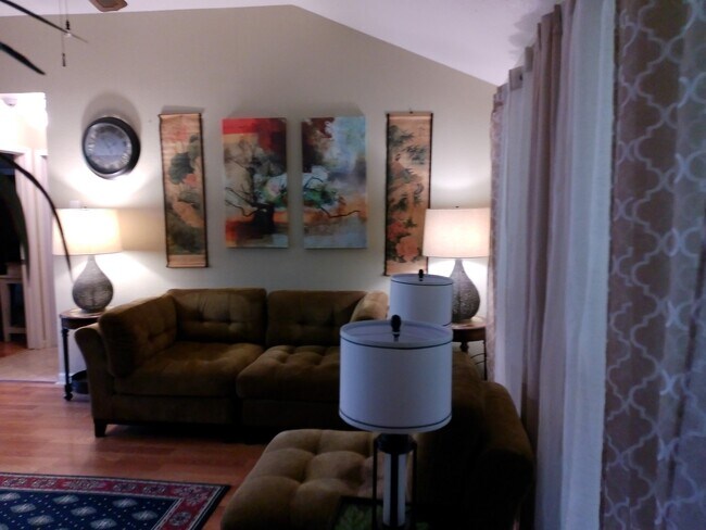 Foto del edificio - 335 Anchor Way