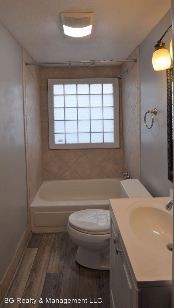 Building Photo - 1 br, 1 bath House - 1000 Live Oak St