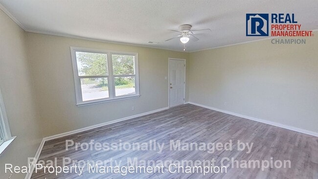 Building Photo - 2 br, 1 bath House - 324 Starling Street