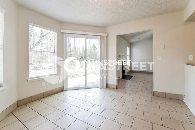 Building Photo - 3 Bedroom Pet-Friendly Home in DECATUR, GA...