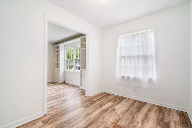 Foto del edificio - MIDTOWN COTTAGE