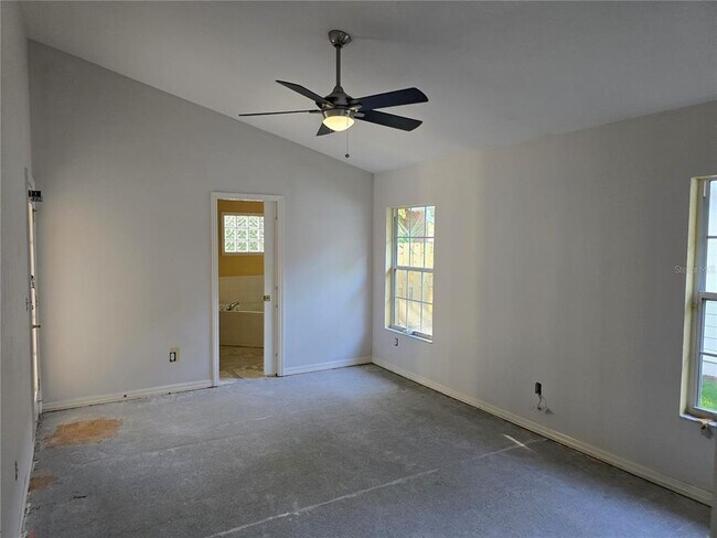 Foto del edificio - 6048 NW 36th Terrace