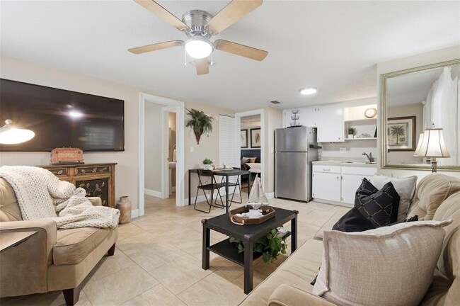 Photo - 1980 Tahitian Pl House