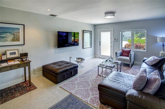 Foto del edificio - 1225 NE 4th St