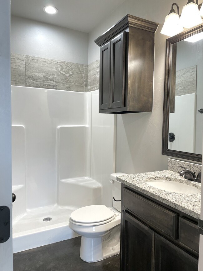 Foto del edificio - 1839 Cypress Lane