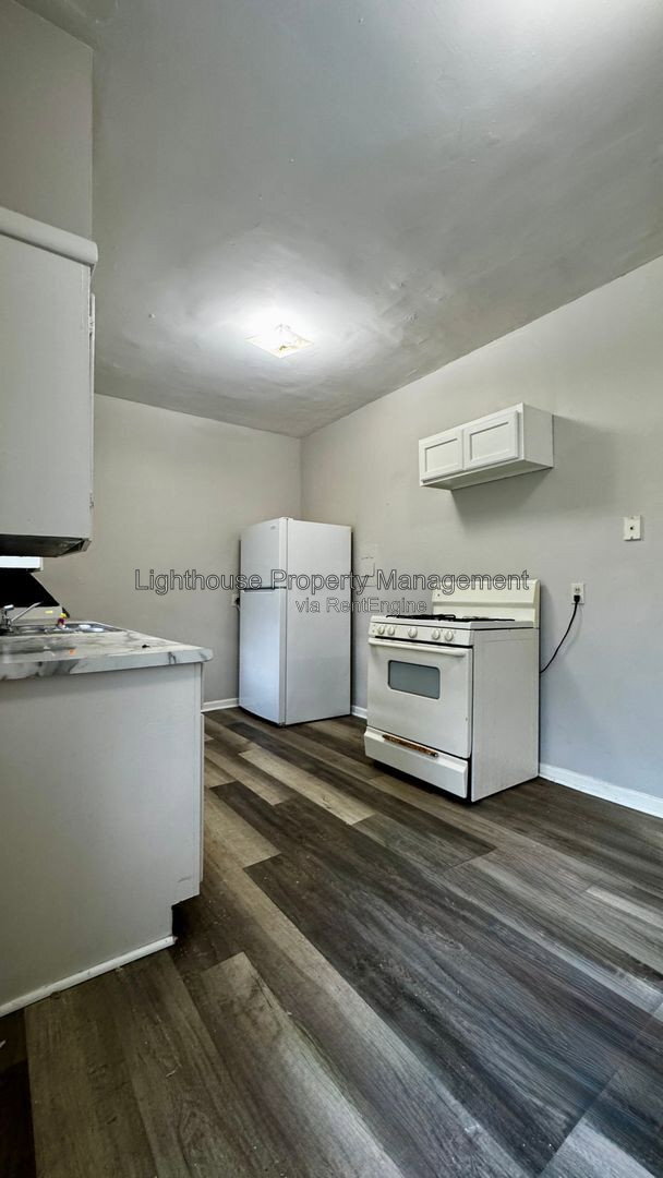 Foto del edificio - 441 White Ave