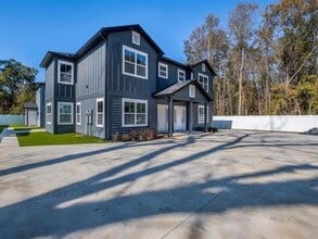 Building Photo - 2022 Trimble Rd