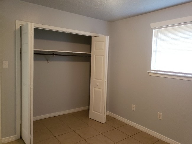 Building Photo - 1107 Tallow Tree Ln