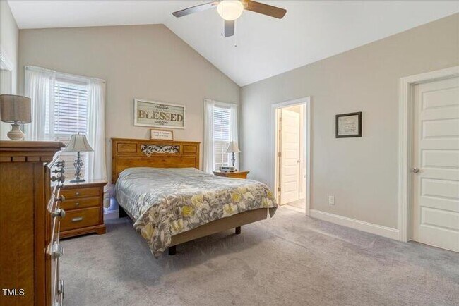 Building Photo - Build Equity While Leasing - Lease and Own...