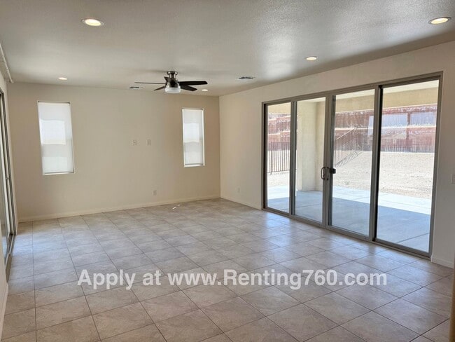 Building Photo - 56923 Ivanhoe Dr