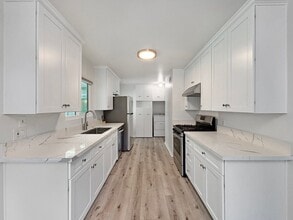 Building Photo - 4995 Tierra Baja Way