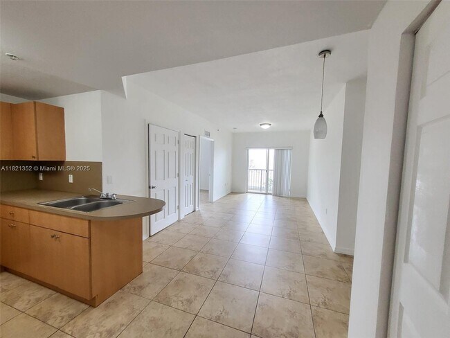 Foto del edificio - 435 SW 12th Ave