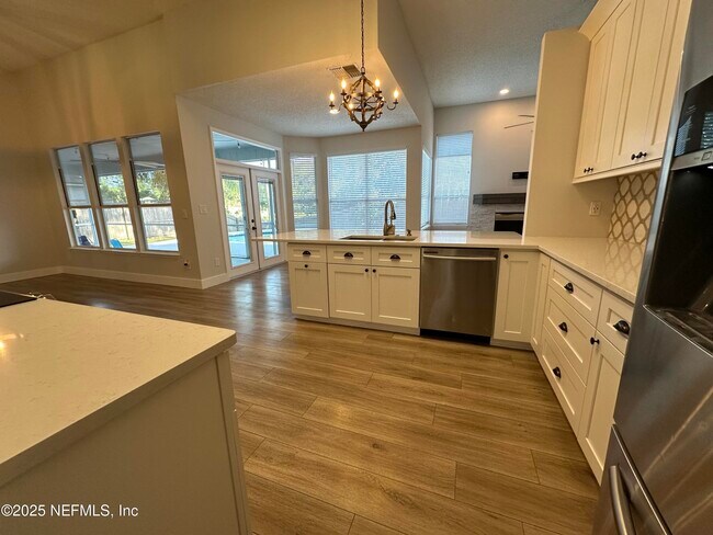 Foto del edificio - 836 Brookstone Ct