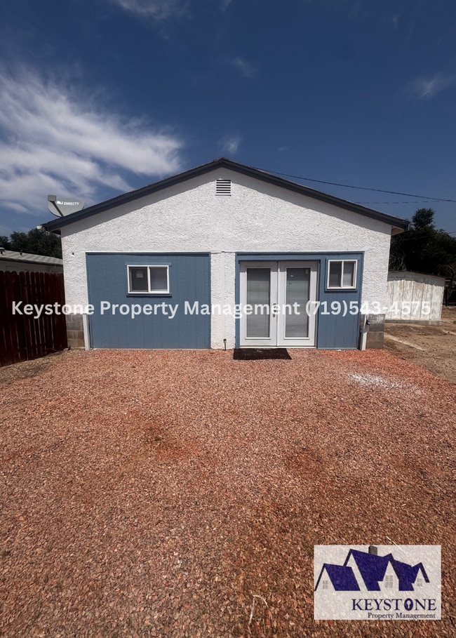 Building Photo - 620 Edna Ln