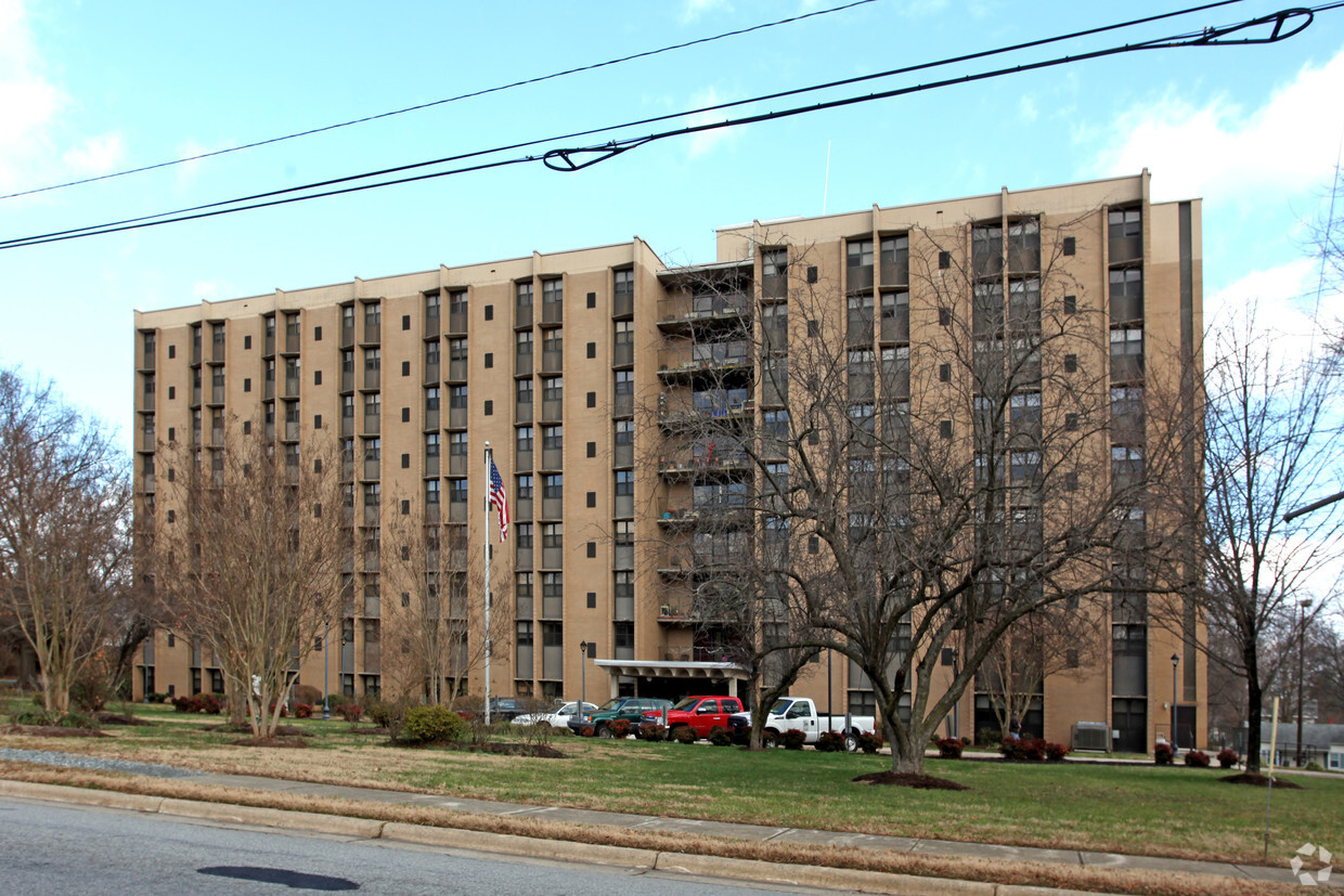 Building Photo - Hall Towers