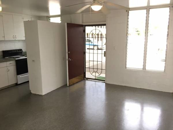 Primary Photo - 55 Walker Ave