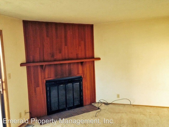 Building Photo - 1470 Fetters Loop