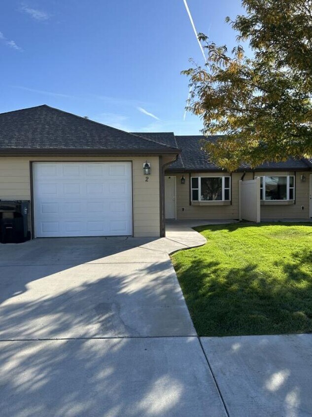 Primary Photo - 2 bedroom in Billings MT 59101