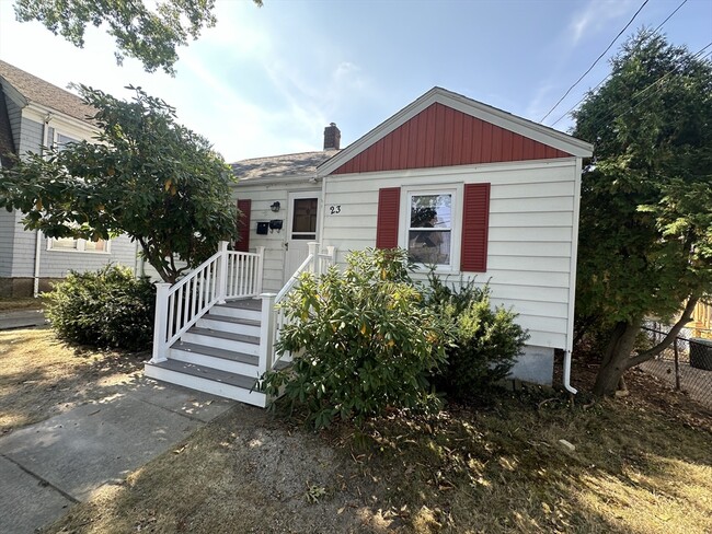 Building Photo - 23 Safford St