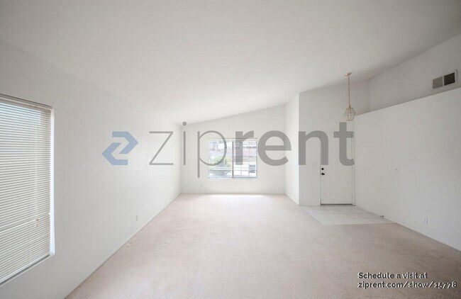 Building Photo - 2424 Monje St