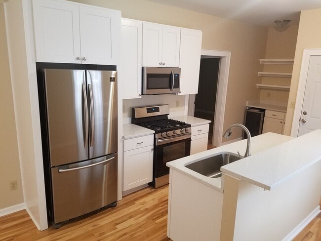 Foto del edificio - 524 E Wright St