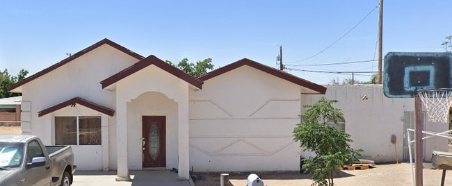 Building Photo - 605 Greggerson Dr