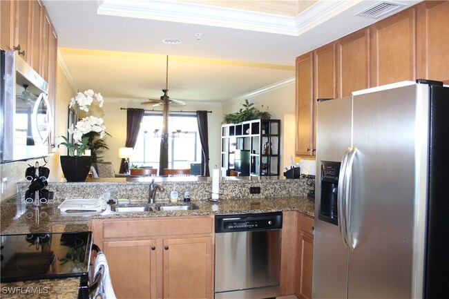 Building Photo - 10056 Siesta Bay Dr