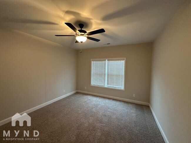 Building Photo - 149 Rose Vly Dr