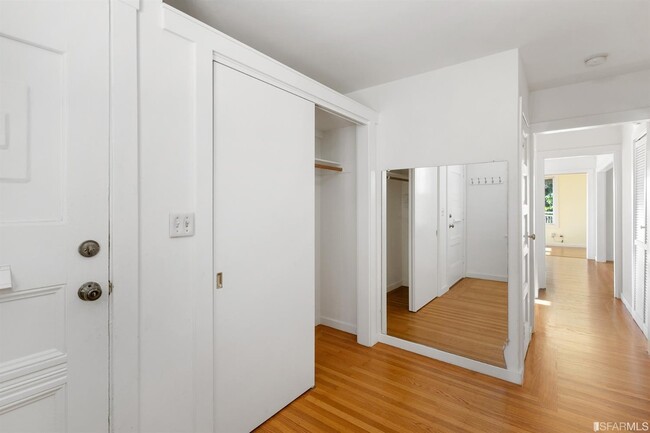 Entry - 994 Carolina St