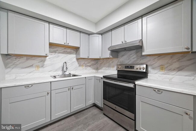 Building Photo - 1221 Kater St