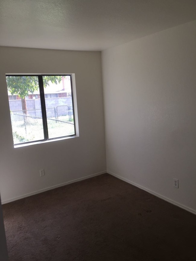 2405 S Sunset Ave, Roswell, NM 88203 - Room for Rent in Roswell, NM ...