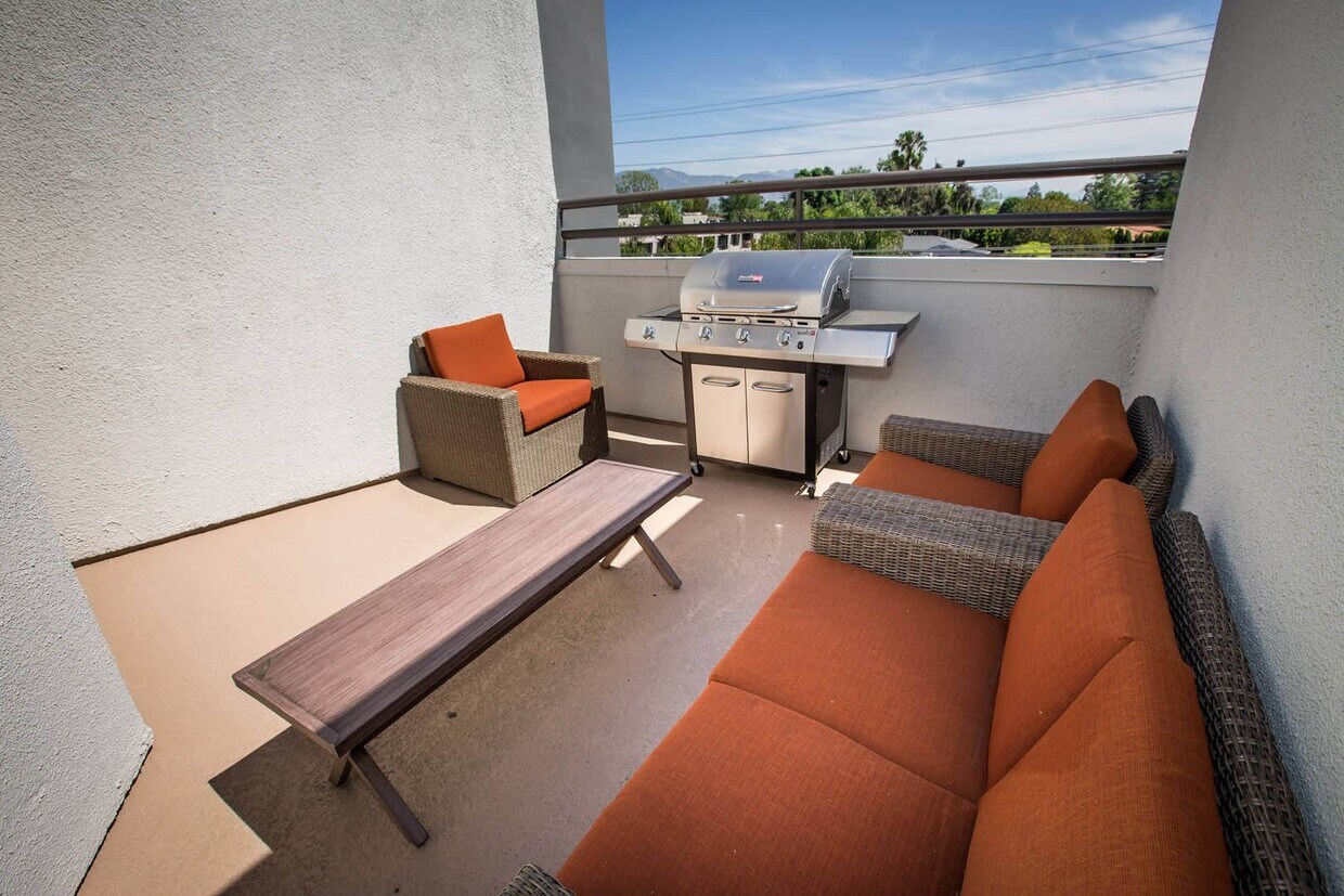 Toluca Lofts Apartments in Toluca Lake, CA Westside Rentals