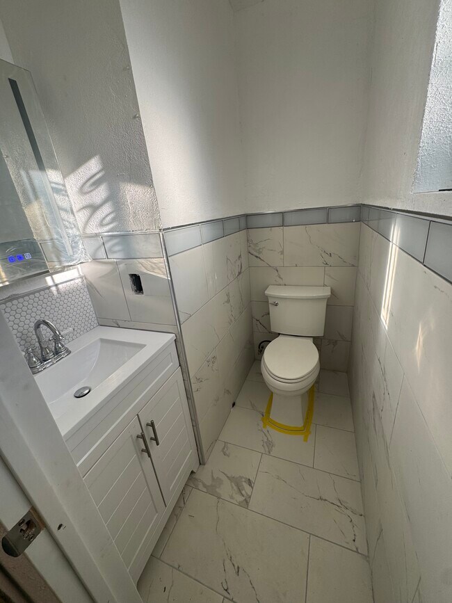 Foto del edificio - 119 E 87th St
