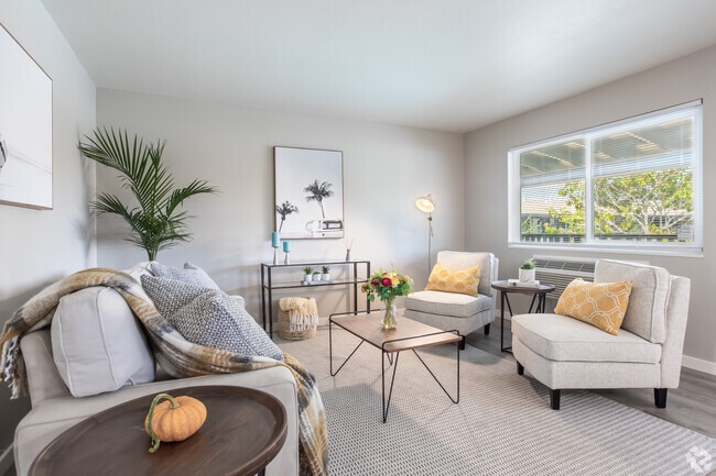 2HAB, 1BA - 756 ft² - Brio Apartments