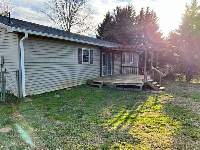 Foto del edificio - 2509 Mud Creek Rd