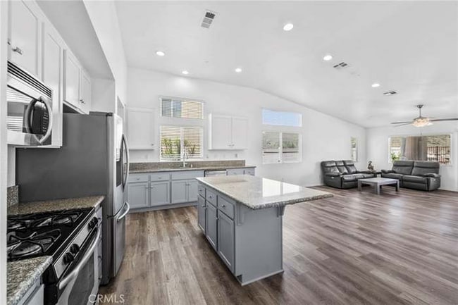 Foto del edificio - 35142 Sorrel Ln