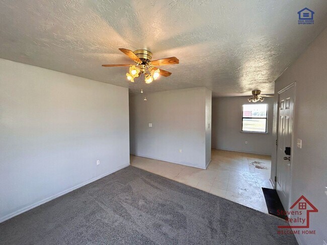 Foto del edificio - 1302 SW Texas Ave