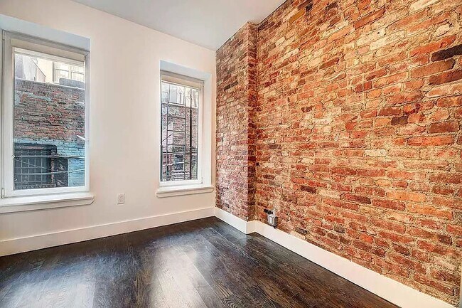Building Photo - 143 Ludlow Street