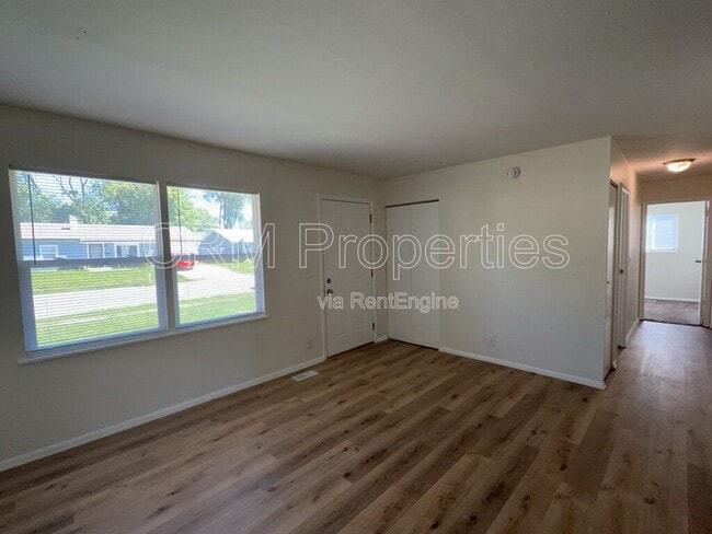 Building Photo - 8501 Athens Ct