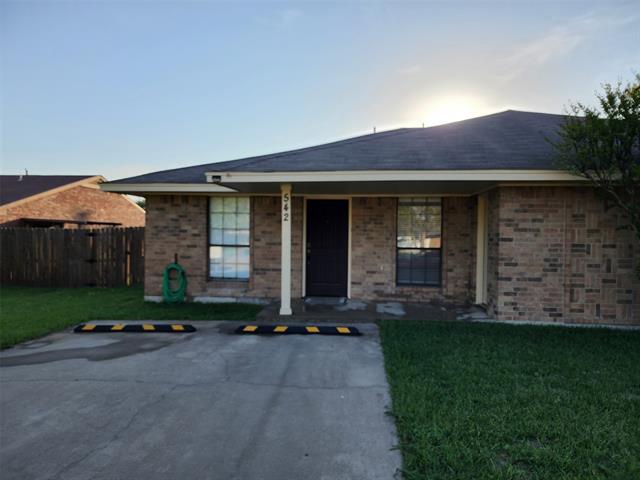 Building Photo - 542 Bluebird Ln