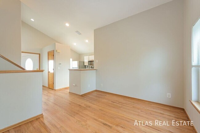 Foto del edificio - 9451 Albion St