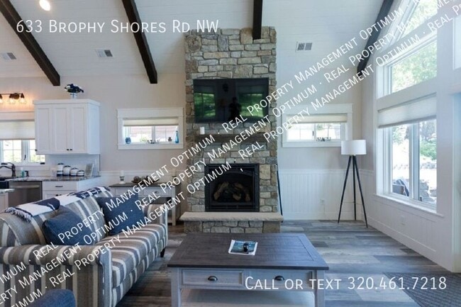 Building Photo - 633 Brophy Shores Rd NW