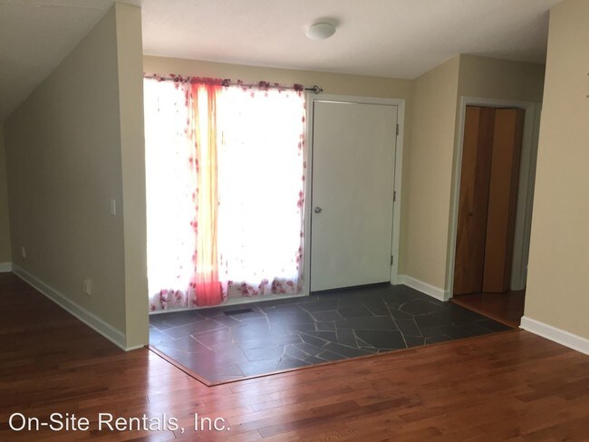 Building Photo - 2 br, 2 bath House - 63 Indian Trail