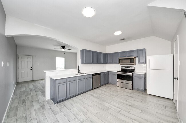 Foto del edificio - 10217 Teneha Dr